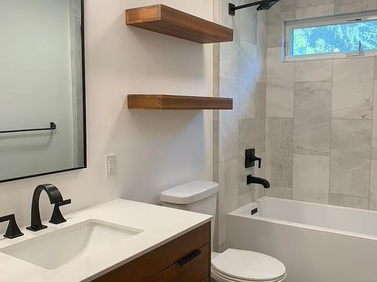 6445 Thornhill Dr — Photo 10