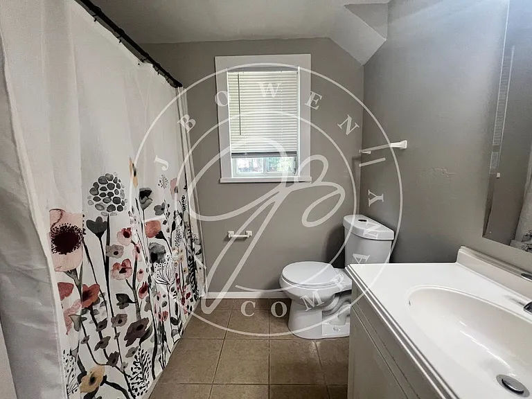 5638 Northview Dr — Photo 4