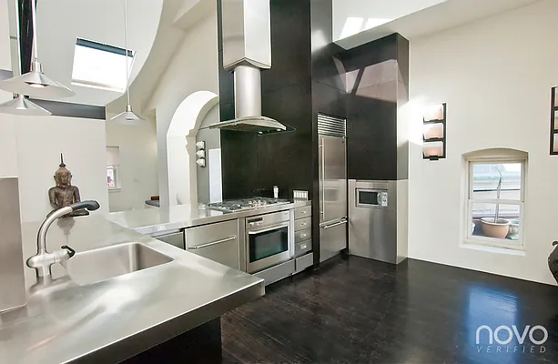 Sold by NOVO | media 33