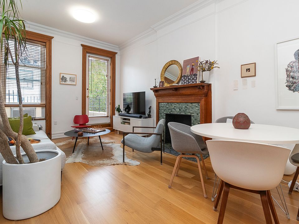 1st image of 58 W 70th St APT 7