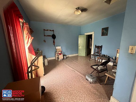 4th image of 1609 Avenue B