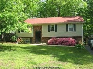 403 Mahogany Ln, Fredericksburg, VA 22408