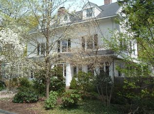 12 Appleby Rd #2R, Wellesley, MA 02482