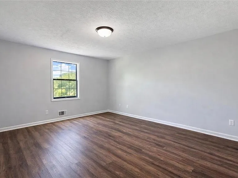 4960 Cold Springs Dr NW — Photo 14