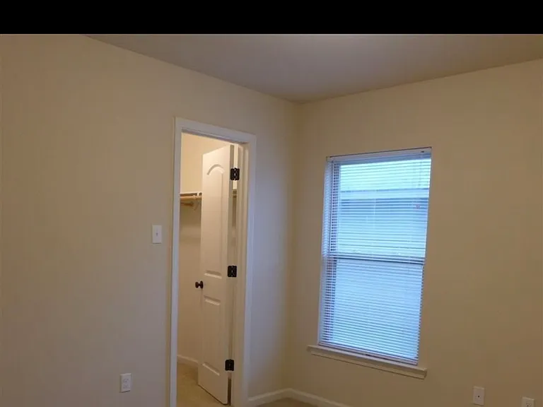 25661 Palmwood Ct — Photo 8