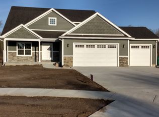 4852 Wheat Ridge Ct, Auburn, MI 48611