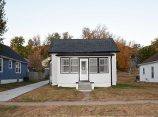 1208 N Broadway, Council Bluffs, IA 51503