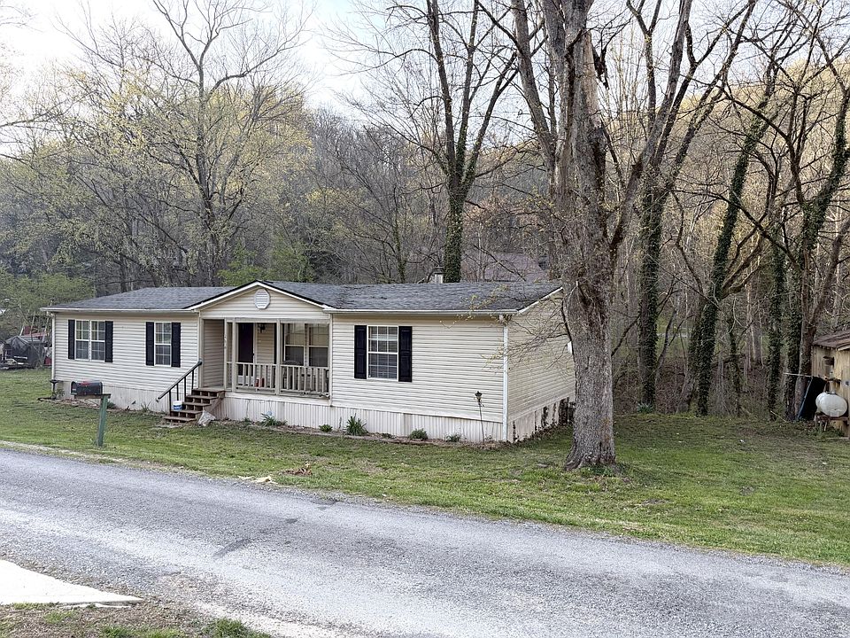 1st image of 270 Cooper Ln