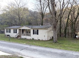 270 Cooper Ln, Smithville, TN 37166