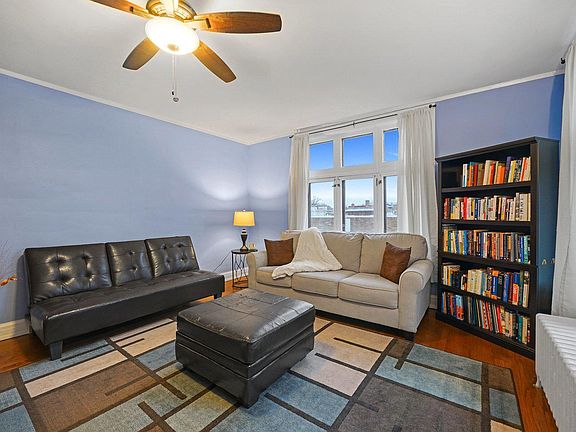 4th image of 1136 Ontario St APT 3A