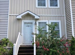 8589 Lake Marion Dr APT 700, Charleston, SC 29406
