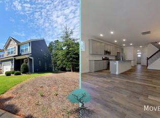 5518 Harris Cove Dr, Charlotte, NC 28269