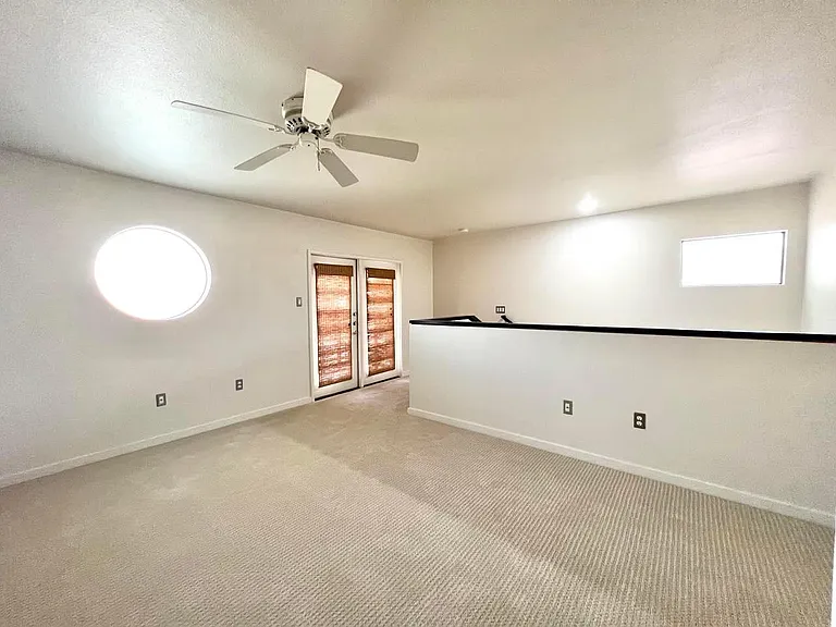 Dot Commons Apartments — Photo 14