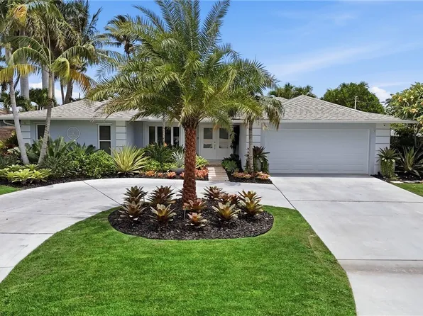 405 Prather Dr, Fort Myers, FL 33919