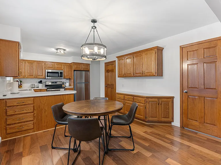 1000 Providence Rd — Photo 14