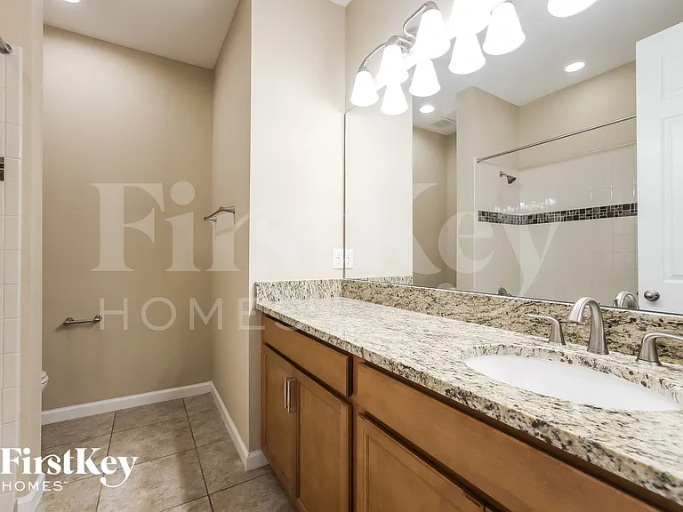217 Alford Dr — Photo 9