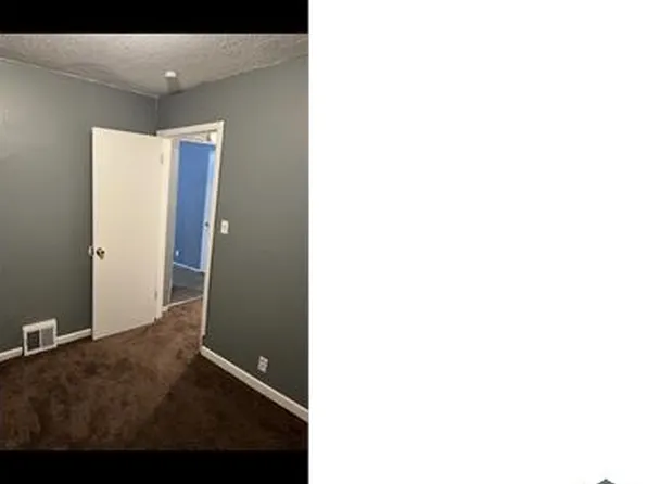 12285 Asbury Park, Detroit, MI 48227