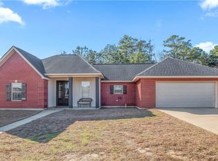 436 Ocho Rios Dr, Pineville, LA 71360