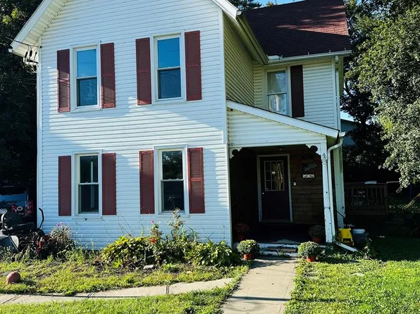 113 Walnut St, Athens, PA 18810