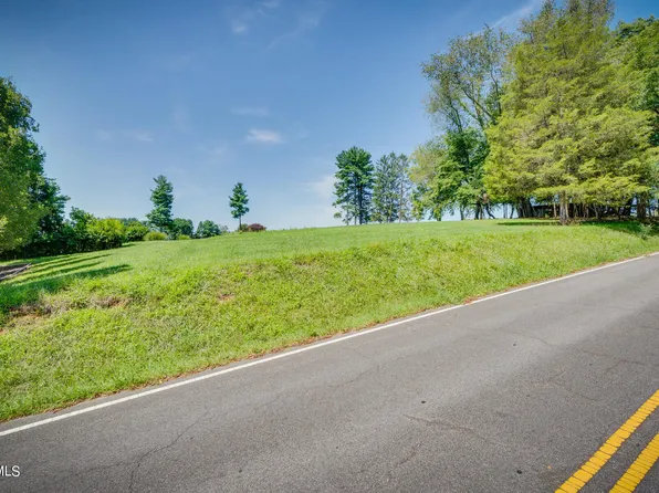 Boone St, Abingdon, VA 24210