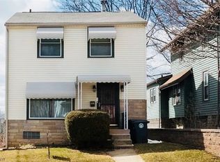 2176 10th St SW, Akron, OH 44314