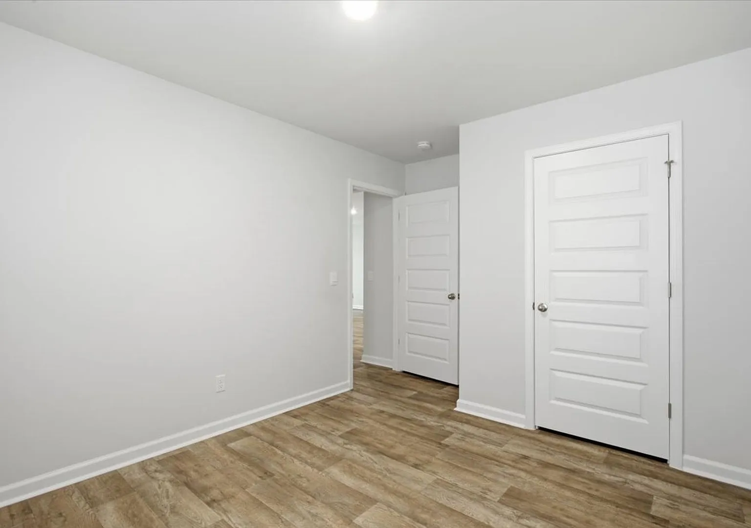 3 Bedrooms | 2 Bathrooms | 2-Car Garage | Pet Friendly — Photo 4