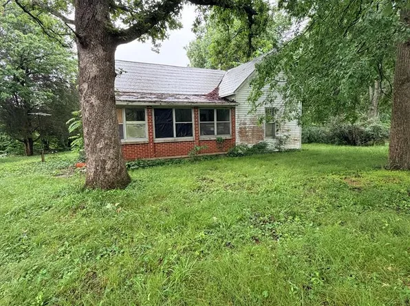 6385 Beulah Rd, Madisonville, KY 42431