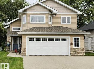 86 Linksview Dr, Spruce Grove, AB T7X 4L5