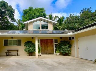1205 Aloha Oe Dr, Kailua, HI 96734