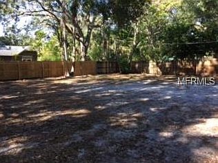 5th image of 2406 Elm Ave