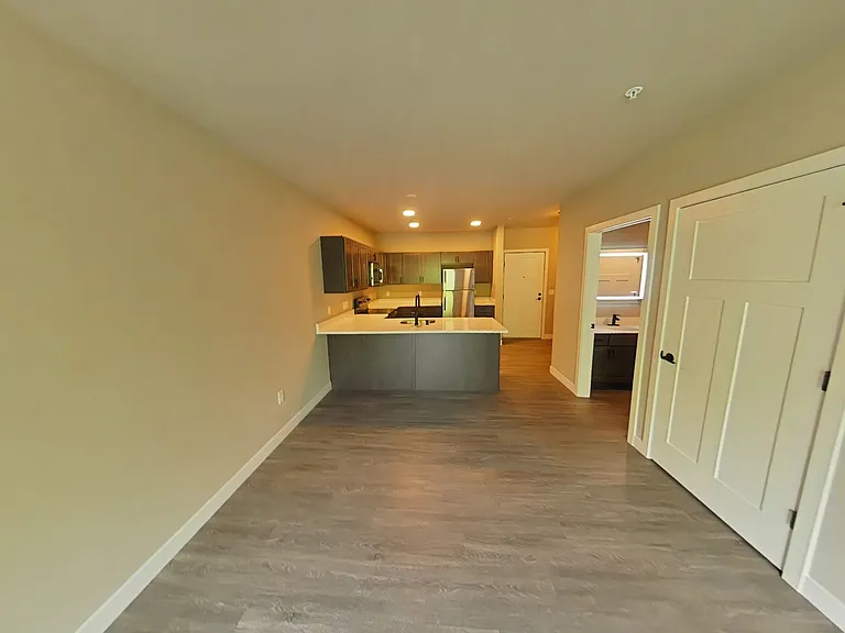 Beaverbrook Apartments — Photo 84