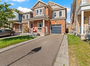 100 Celano Dr, Hamilton, ON