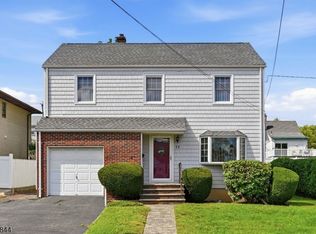 59 17Th Ave, Elmwood Park Boro, NJ 07407