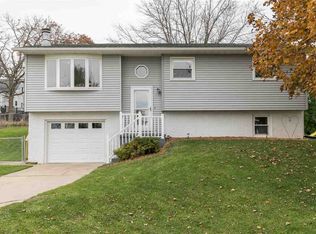 405 N Ford St, Anamosa, IA 52205