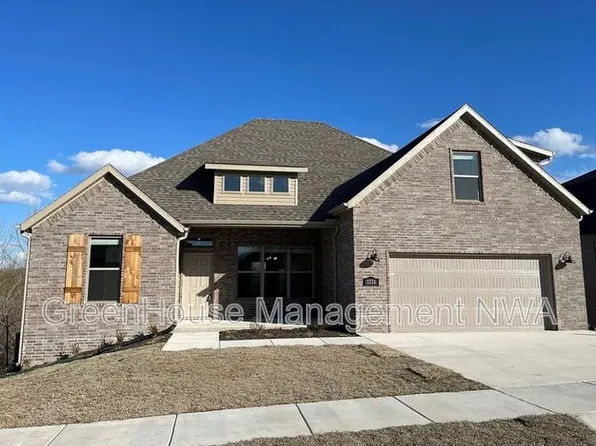 1574 Pershing St, Fayetteville, AR