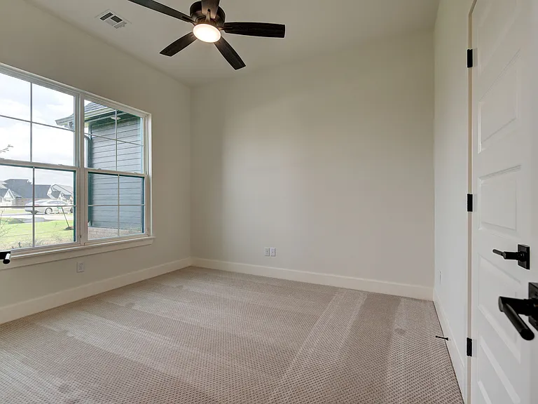 2101 Dax Ln — Photo 40