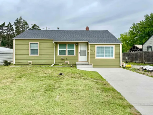 1833 S Ridgewood Dr, Wichita, KS 67218