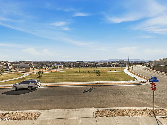 3rd image of 540 Oakmont Pl