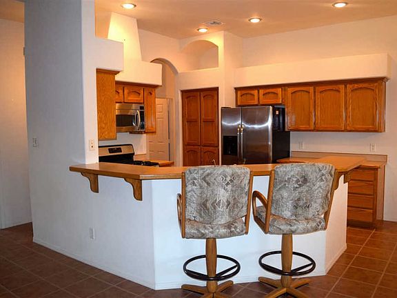 4th image of 11753 S Chaparral Dr
