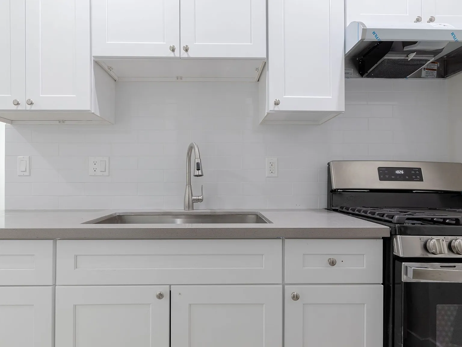 Kenmore III — Photo 2