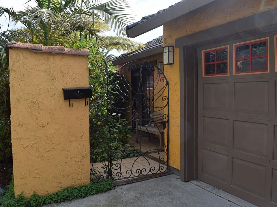 1st image of 1748 Escalona Dr