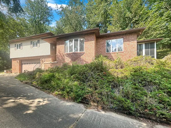 839 Frazier Run Rd, Wheeling, WV 26003