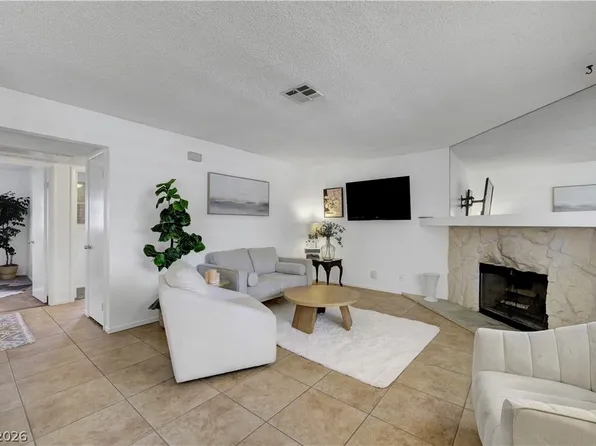1108 N Cimarron Rd Unit 101, Las Vegas, NV 89128
