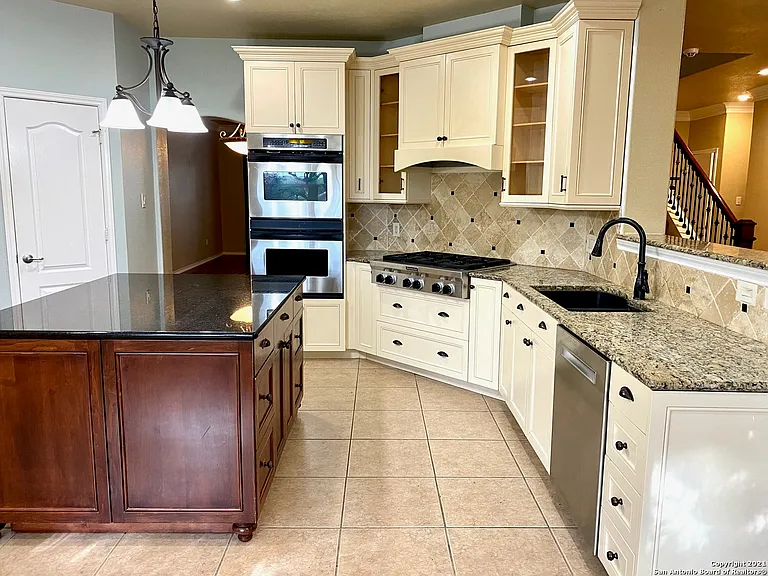21526 La Pena Dr — Photo 8