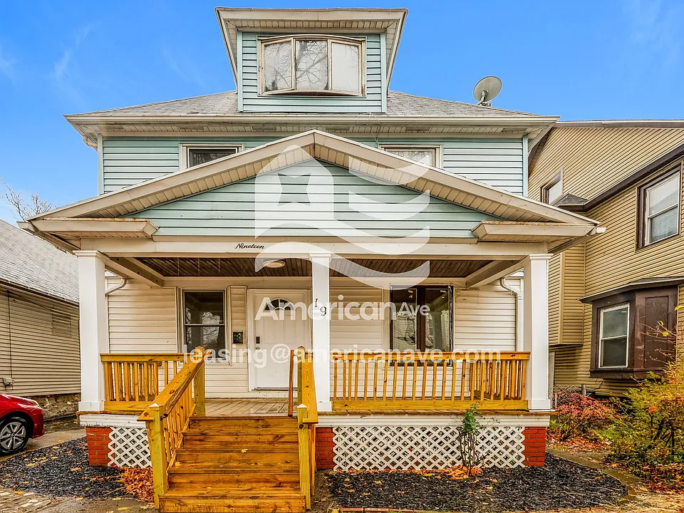 19 Ferndale Cres
