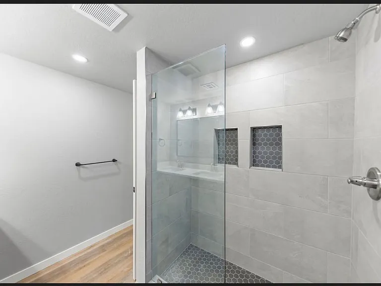 6208 Dark Hollow Rd — Photo 17