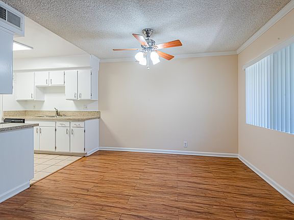 4th image of 17828 Margate St #102