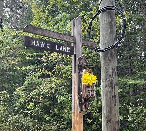 4th image of 397-398 Hawk Ln