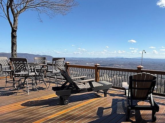 5th image of 315 Flint Ridge Trl