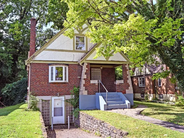 1111 Rossmore Ave, Cincinnati, OH 45237